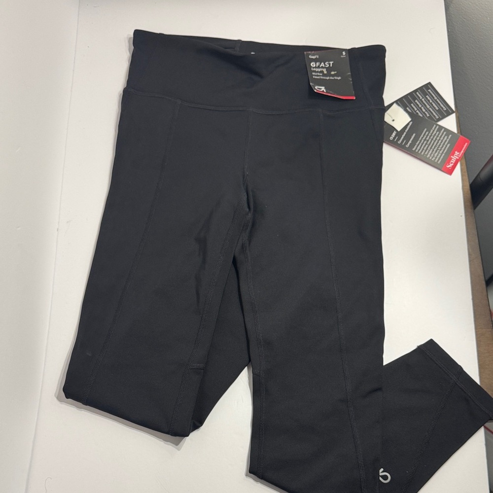GAP FIT, NWT Mid-Rise Black Leggings